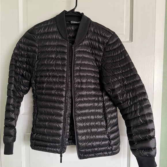Arc'teryx Nexis Women’s Black Puffer Jacket - Picture 1 of 6